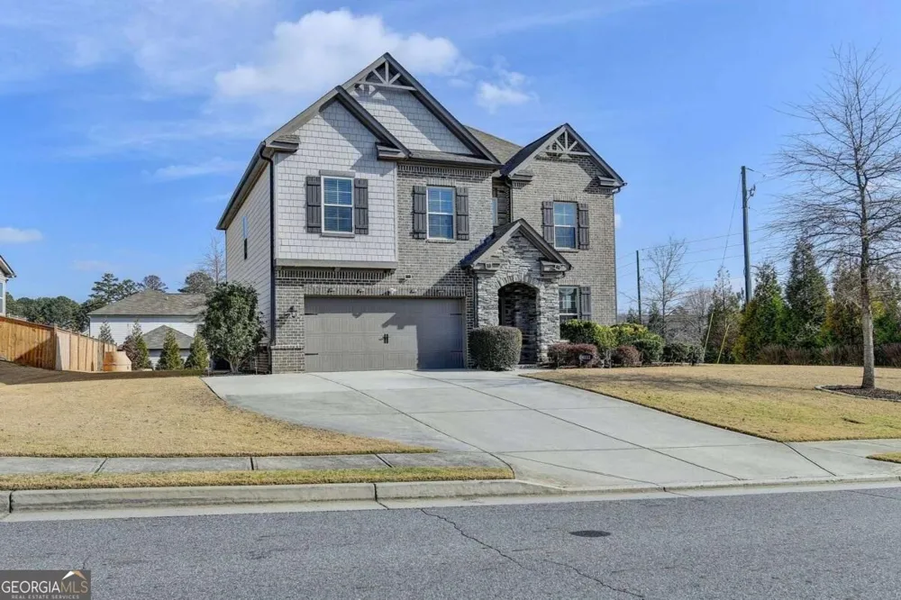 4111 Woodward Walk LN Suwanee, GA 30024