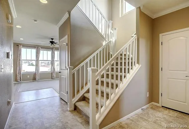 2127 S Ceylon Court Aurora, CO 80013