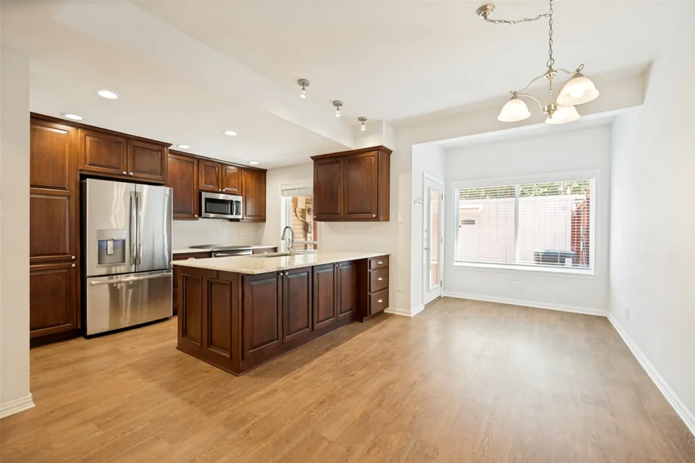 524 Josephine Street Dallas, TX 75246