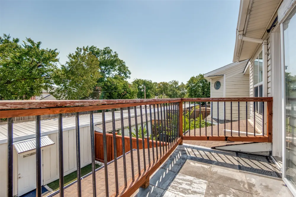 524 Josephine Street Dallas, TX 75246