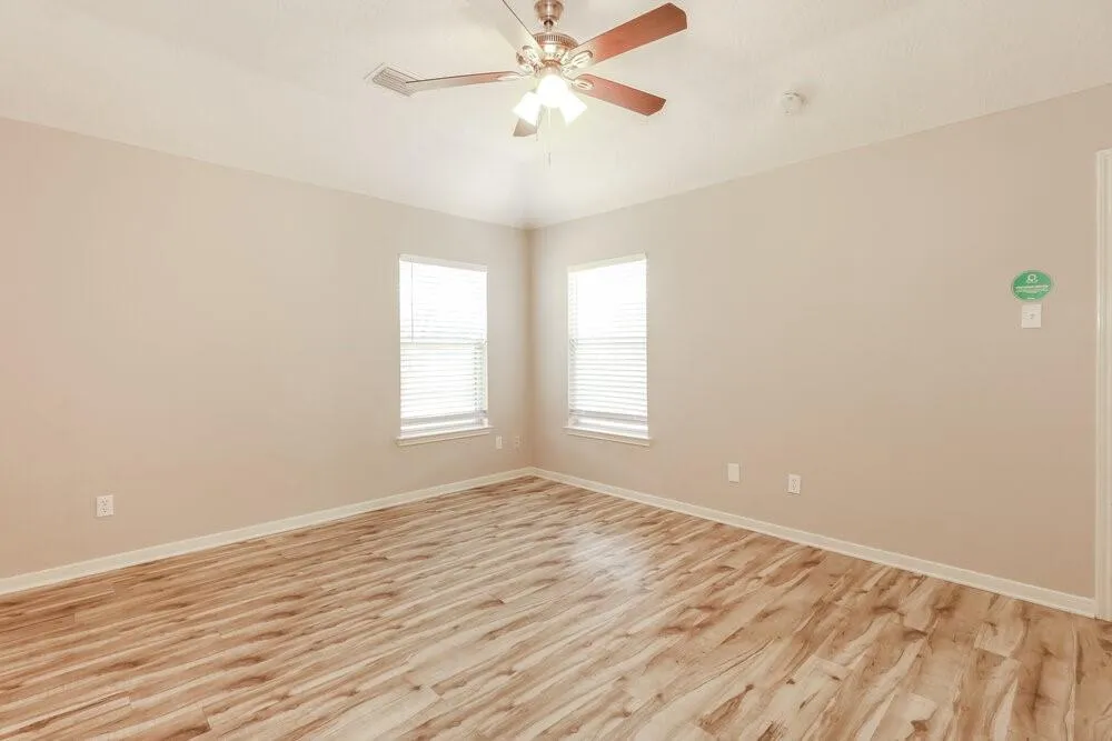 11002 Northam Drive Tomball, TX 77375