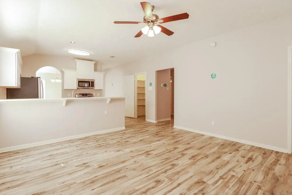 11002 Northam Drive Tomball, TX 77375