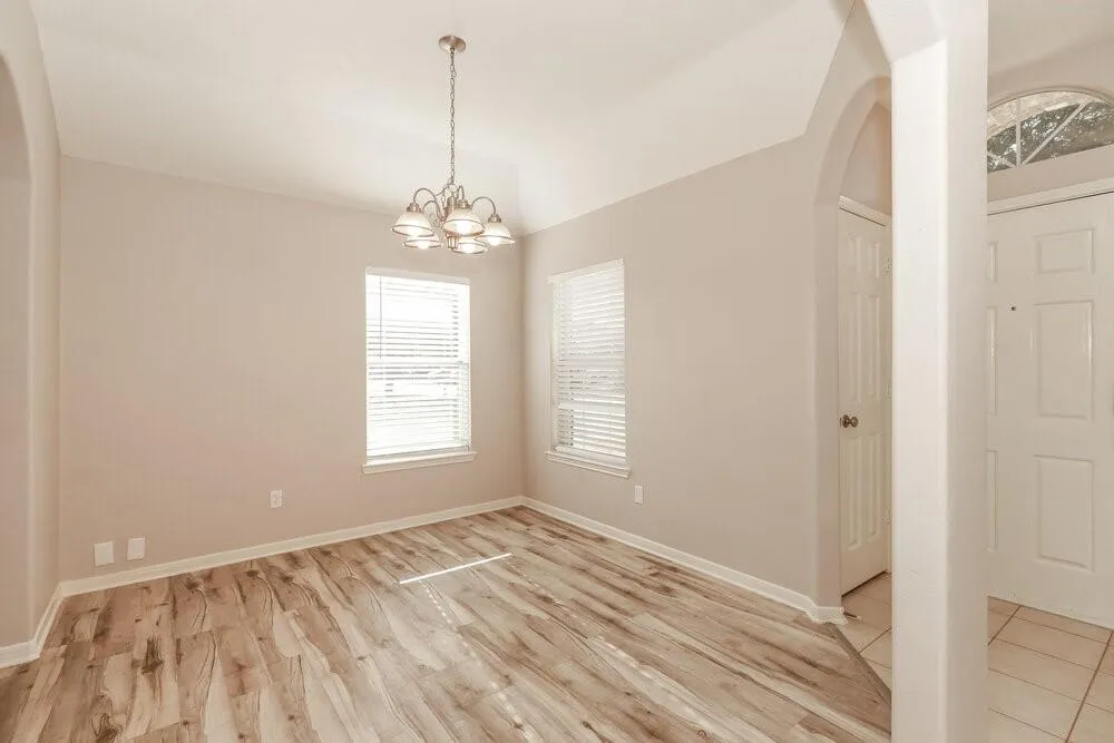 11002 Northam Drive Tomball, TX 77375