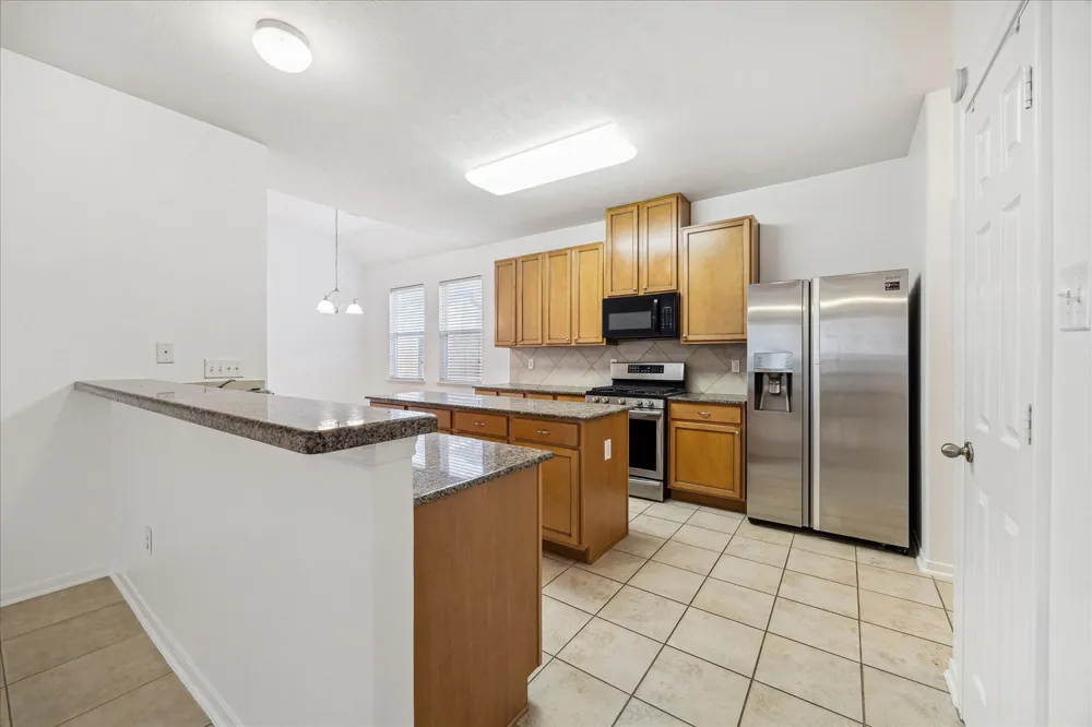 2434 Chuckberry Houston, TX 77080