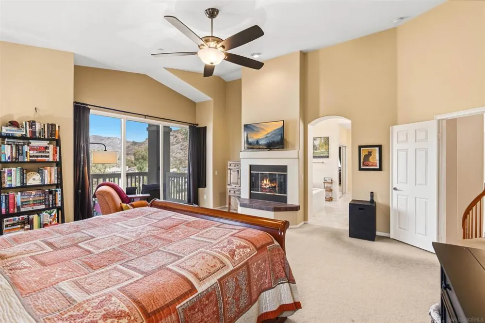2267 Orchard View Lane Escondido, CA 92027