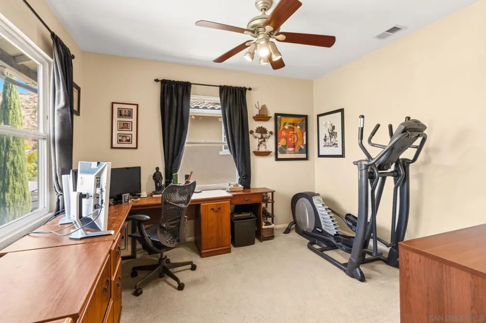 2267 Orchard View Lane Escondido, CA 92027