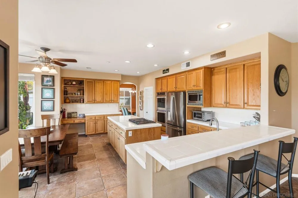 2267 Orchard View Lane Escondido, CA 92027