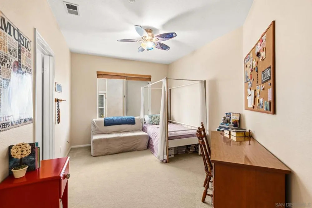2267 Orchard View Lane Escondido, CA 92027