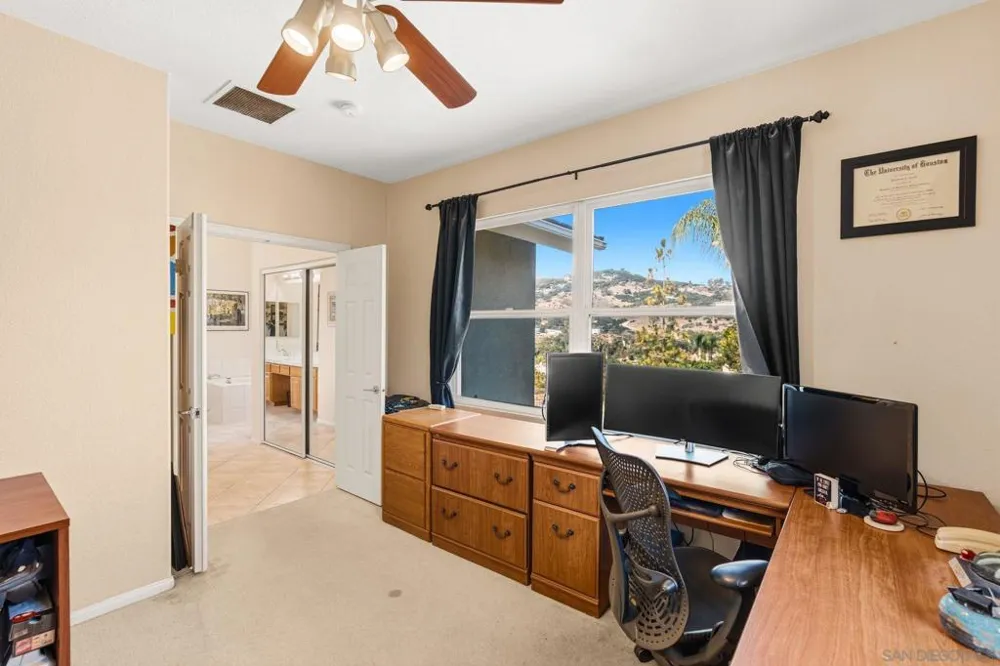 2267 Orchard View Lane Escondido, CA 92027