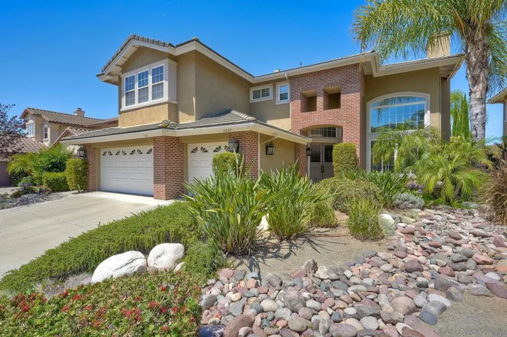 2267 Orchard View Lane Escondido, CA 92027