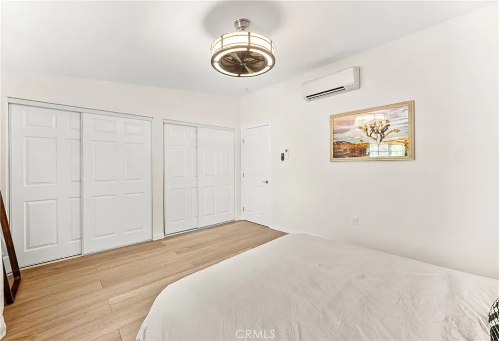 1686 Longwood Avenue Claremont, CA 91711