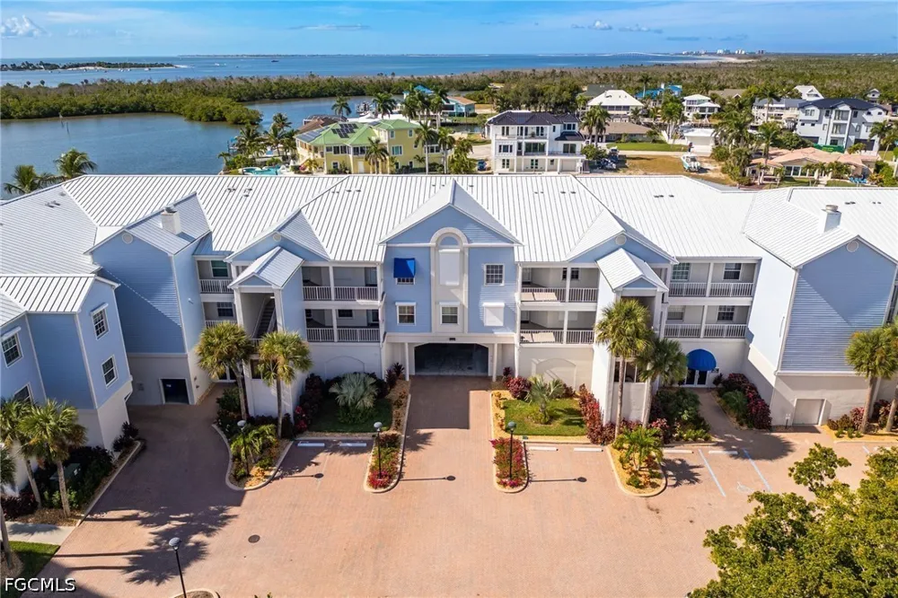 San Carlos Boulevard #915 Fort Myers Beach, FL 33931