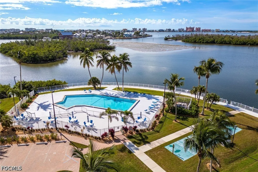 San Carlos Boulevard #915 Fort Myers Beach, FL 33931