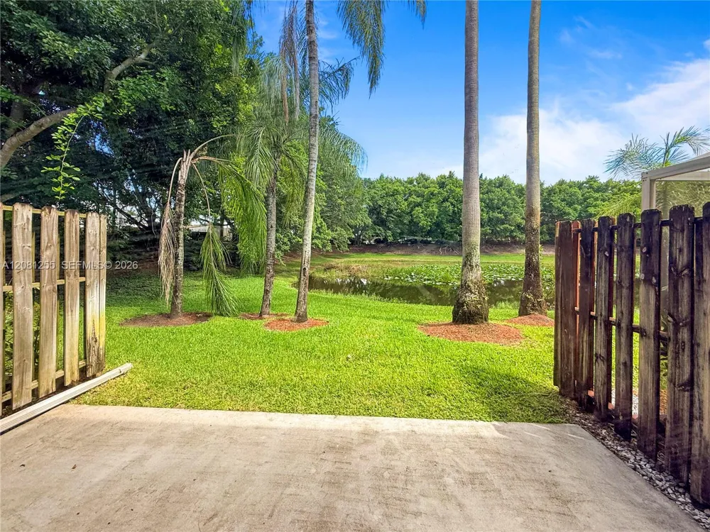 1606 Veracruz Ln Weston, FL 33327