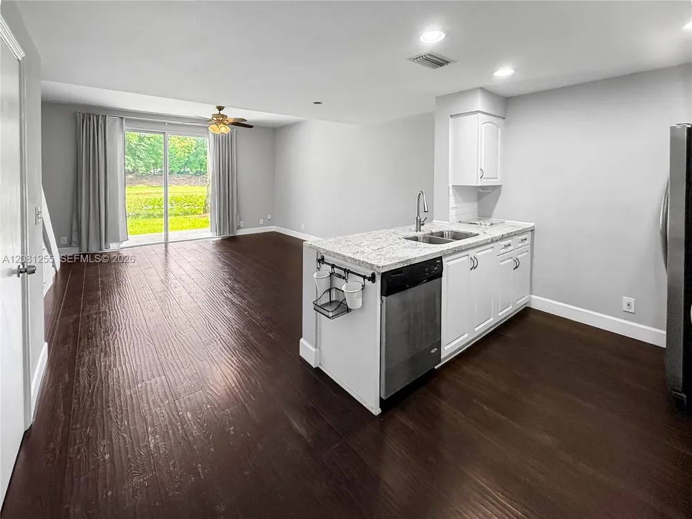 1606 Veracruz Ln Weston, FL 33327