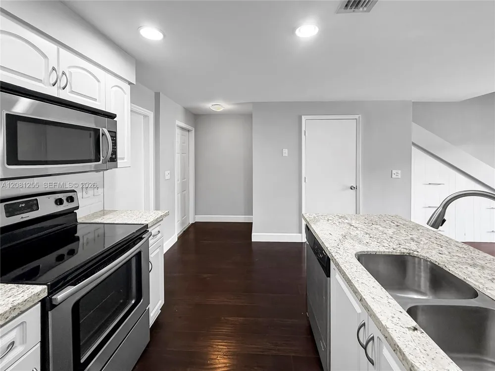 1606 Veracruz Ln Weston, FL 33327