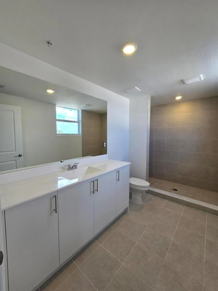15671 SW 280th Street #UNIT 9 Homestead, FL 33032