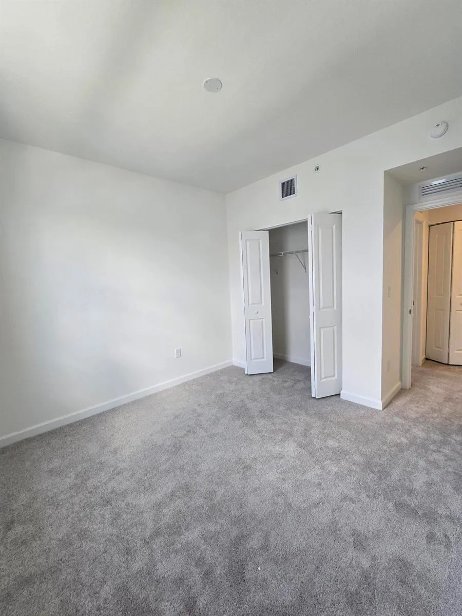 15671 SW 280th Street #UNIT 9 Homestead, FL 33032