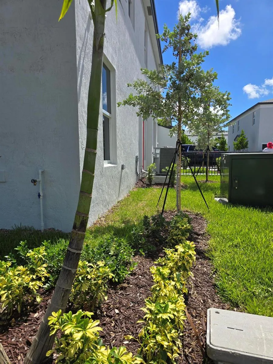15671 SW 280th Street #UNIT 9 Homestead, FL 33032