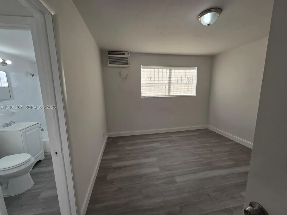 1628 SW 7th St #5 Miami, FL 33135