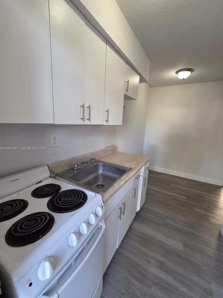 1628 SW 7th St #5 Miami, FL 33135
