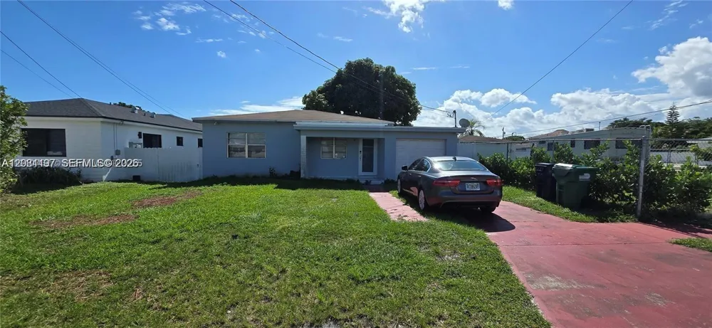 12140 SW 218th St Miami, FL 33170