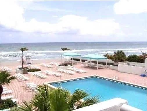 3725 S Ocean Dr #323 Hollywood, FL 33019