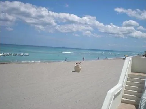 3725 S Ocean Dr #323 Hollywood, FL 33019