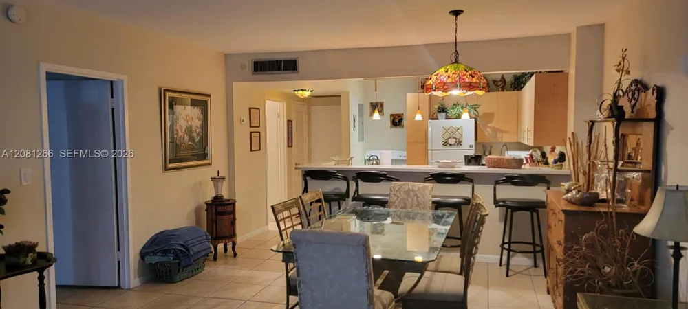 3725 S Ocean Dr #323 Hollywood, FL 33019
