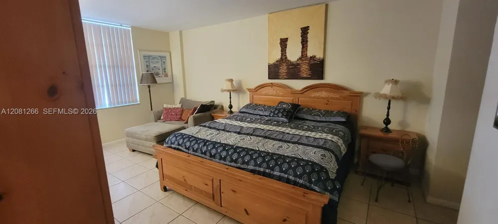 3725 S Ocean Dr #323 Hollywood, FL 33019