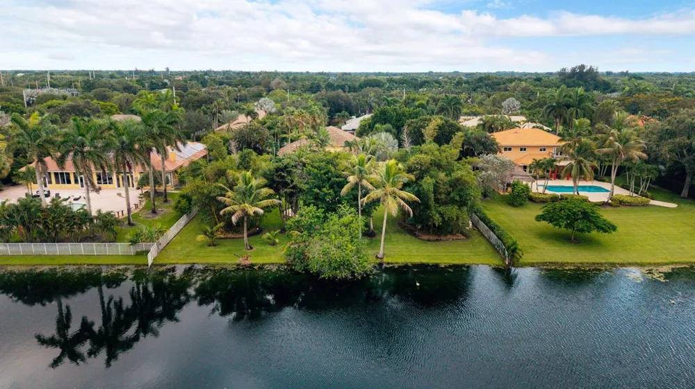 2191 SW 131st Terrace Davie, FL 33325