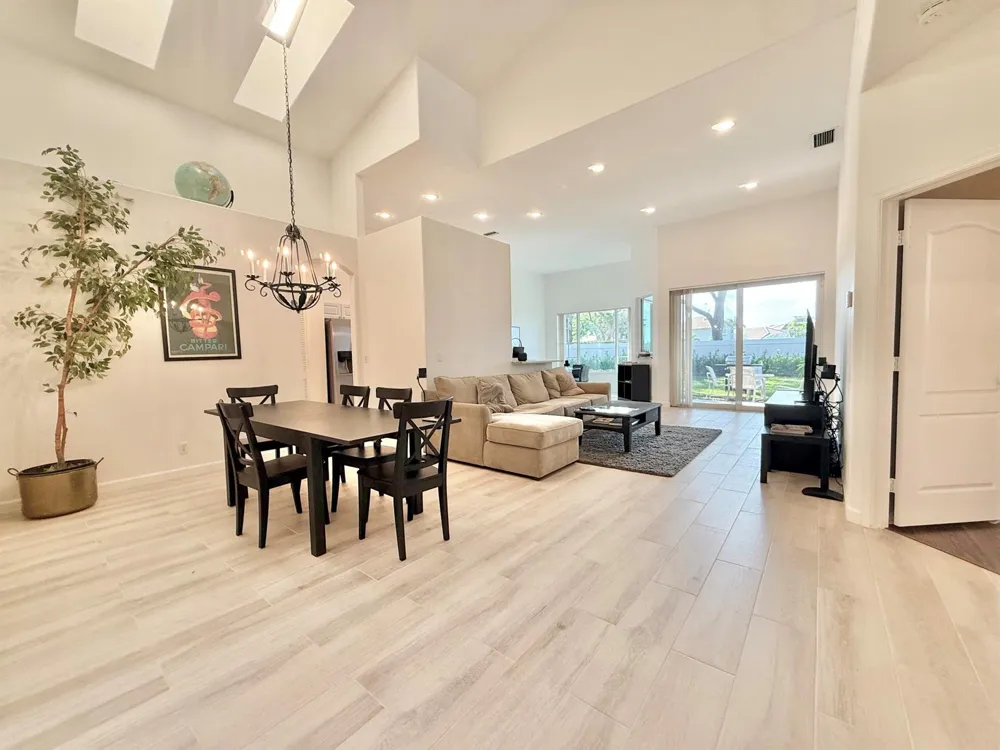 46 Pinnacle Cove Palm Beach Gardens, FL 33418