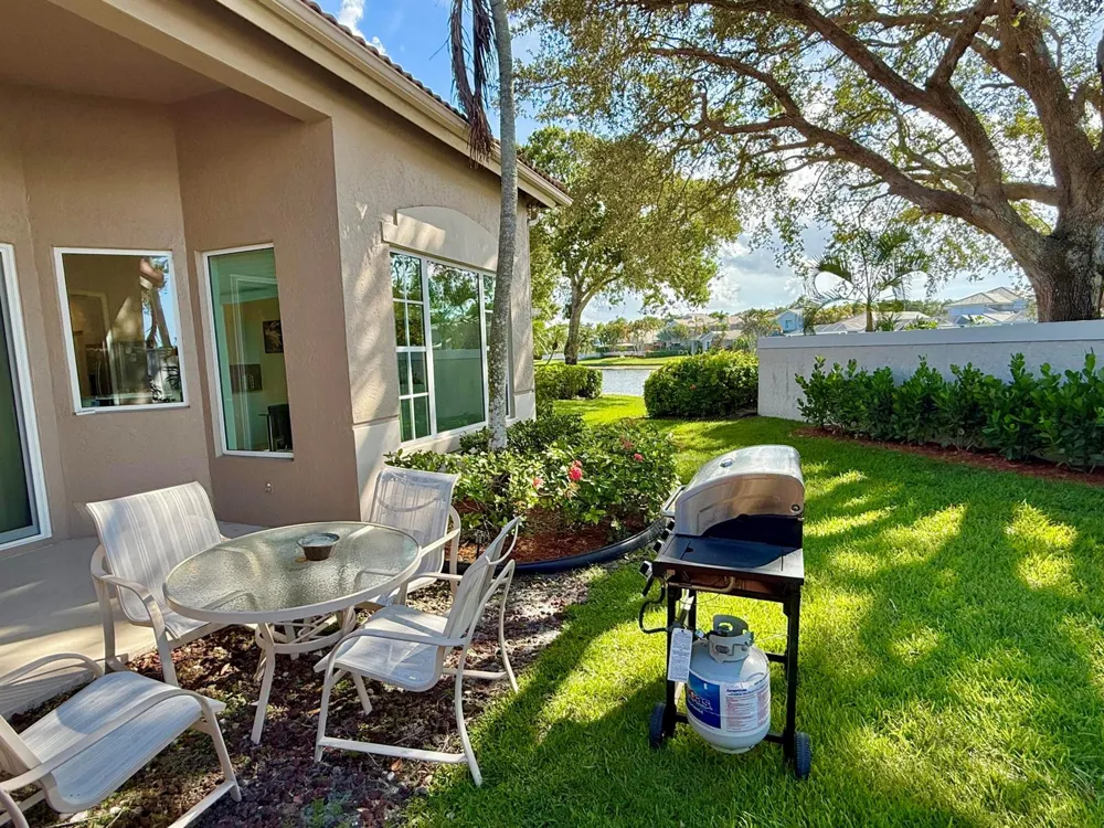 46 Pinnacle Cove Palm Beach Gardens, FL 33418