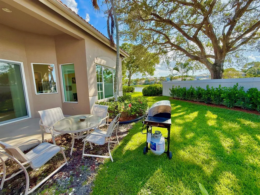 46 Pinnacle Cove Palm Beach Gardens, FL 33418