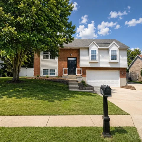 704 W Aberdeen Drive