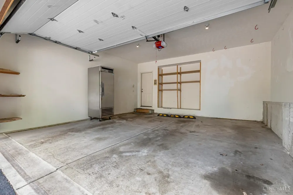 1046 Tuscany Place Cincinnati, OH 45226
