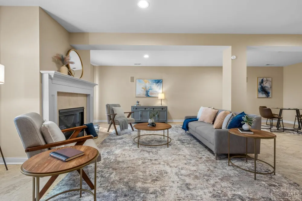 1046 Tuscany Place Cincinnati, OH 45226
