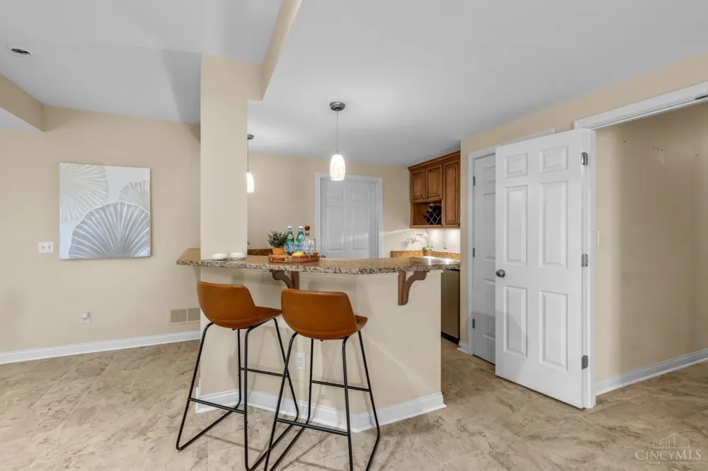 1046 Tuscany Place Cincinnati, OH 45226