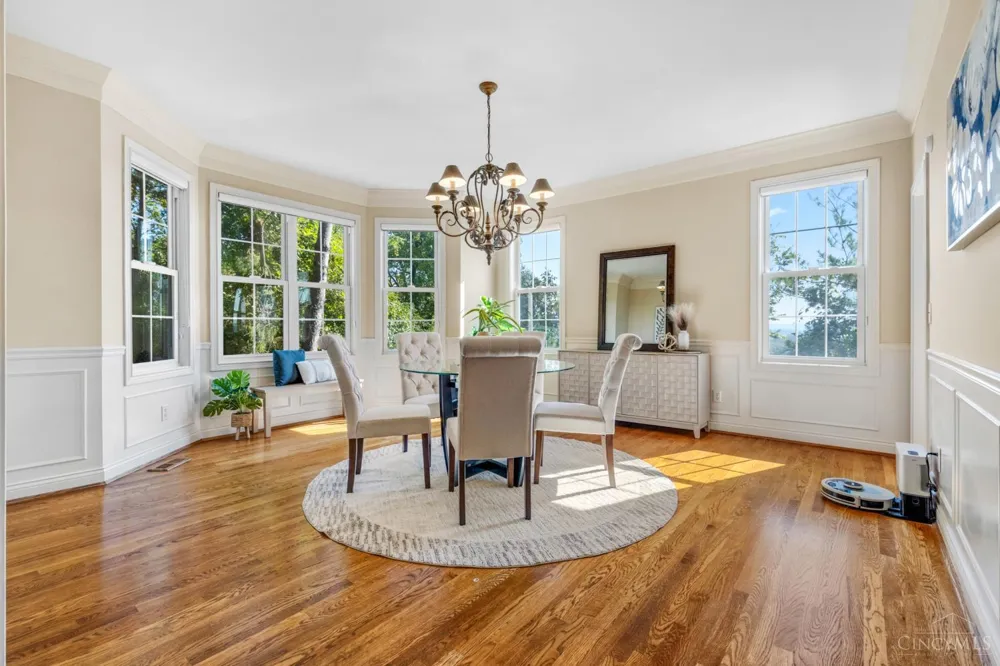 1046 Tuscany Place Cincinnati, OH 45226