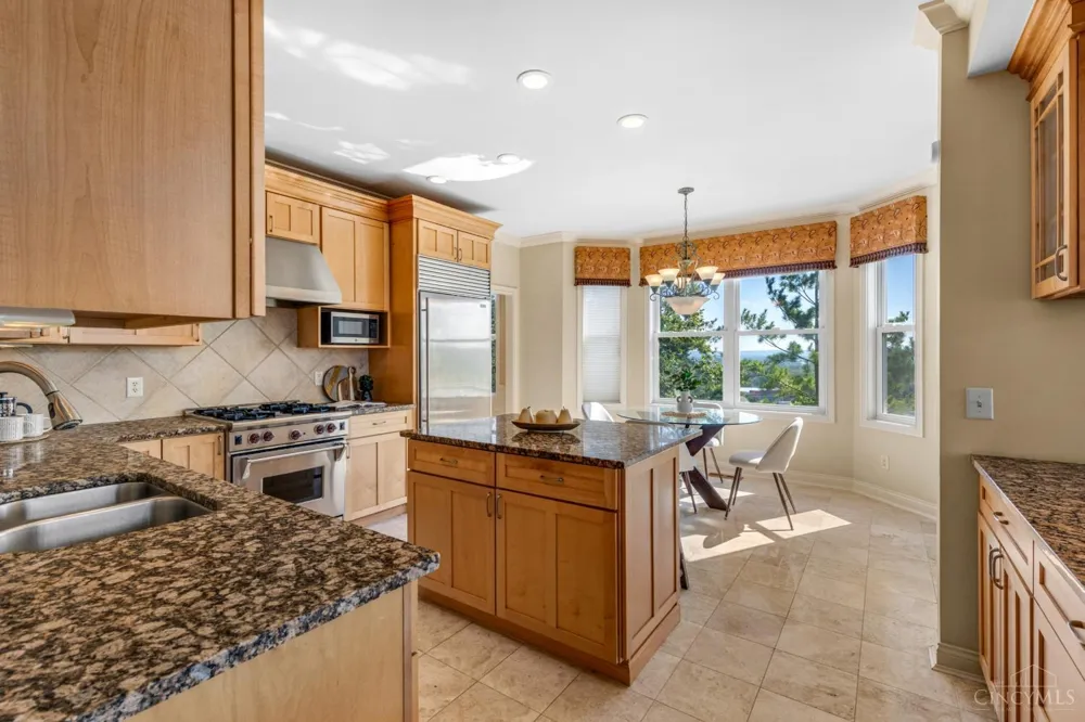 1046 Tuscany Place Cincinnati, OH 45226