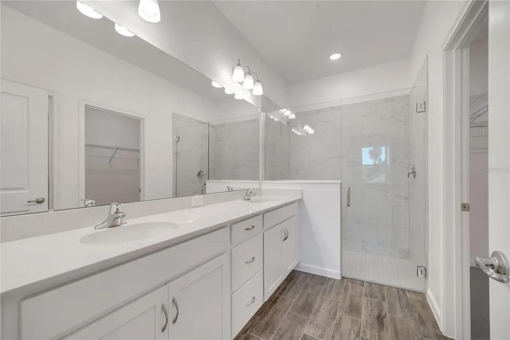 2272 SIRENS LANE Mount Dora, FL 32757