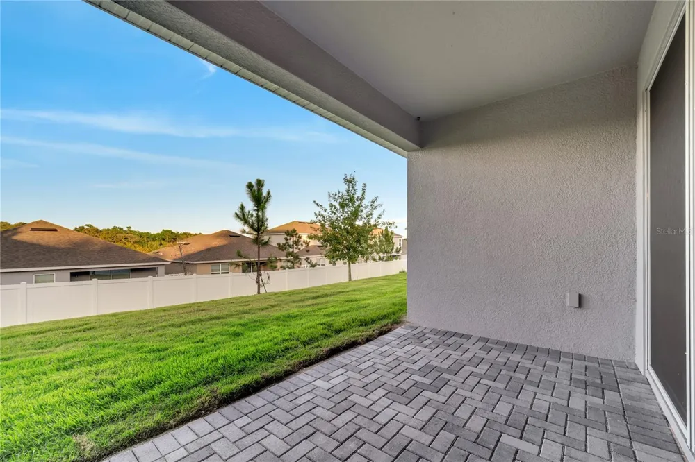 2272 SIRENS LANE Mount Dora, FL 32757