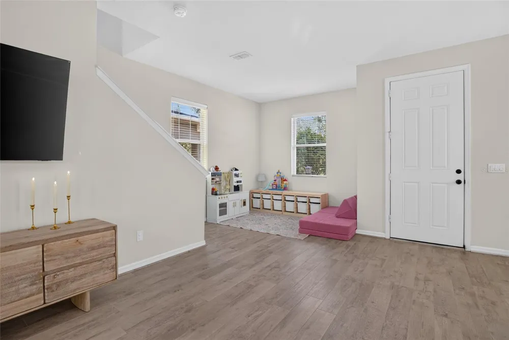 5887 CYPRESS HILL ROAD Winter Garden, FL 34787