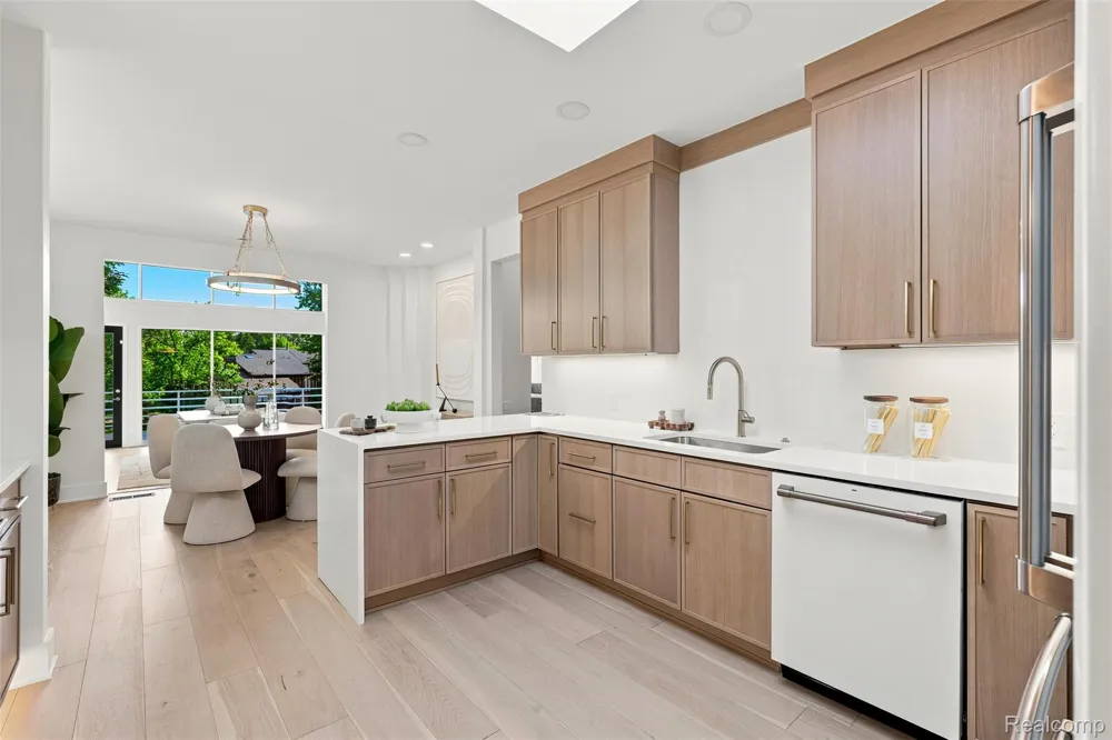 1756 Alexander Drive Bloomfield Hills City, MI 48302