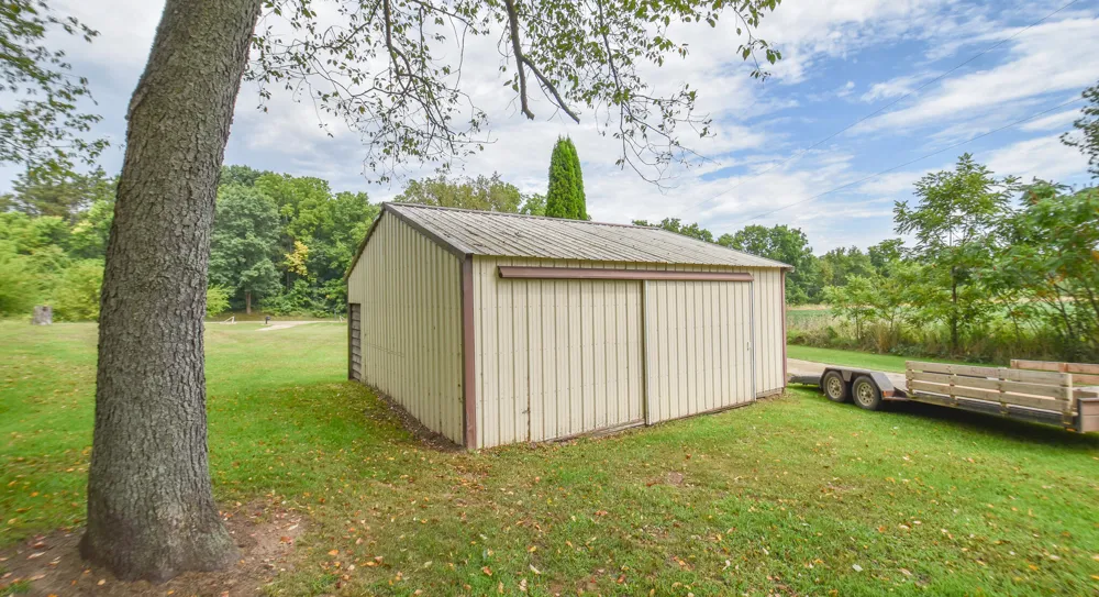 1085 Wolf Road Algansee Township, MI 49274