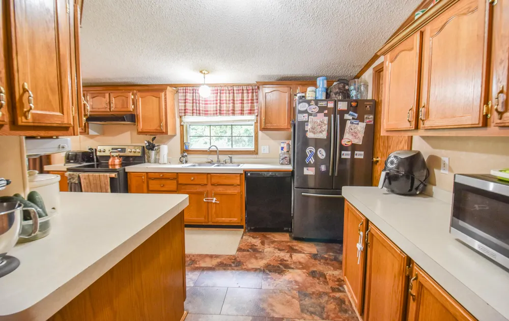 1085 Wolf Road Algansee Township, MI 49274