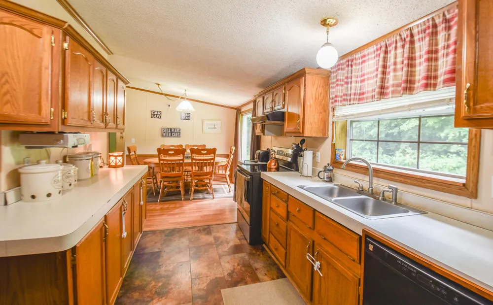 1085 Wolf Road Algansee Township, MI 49274