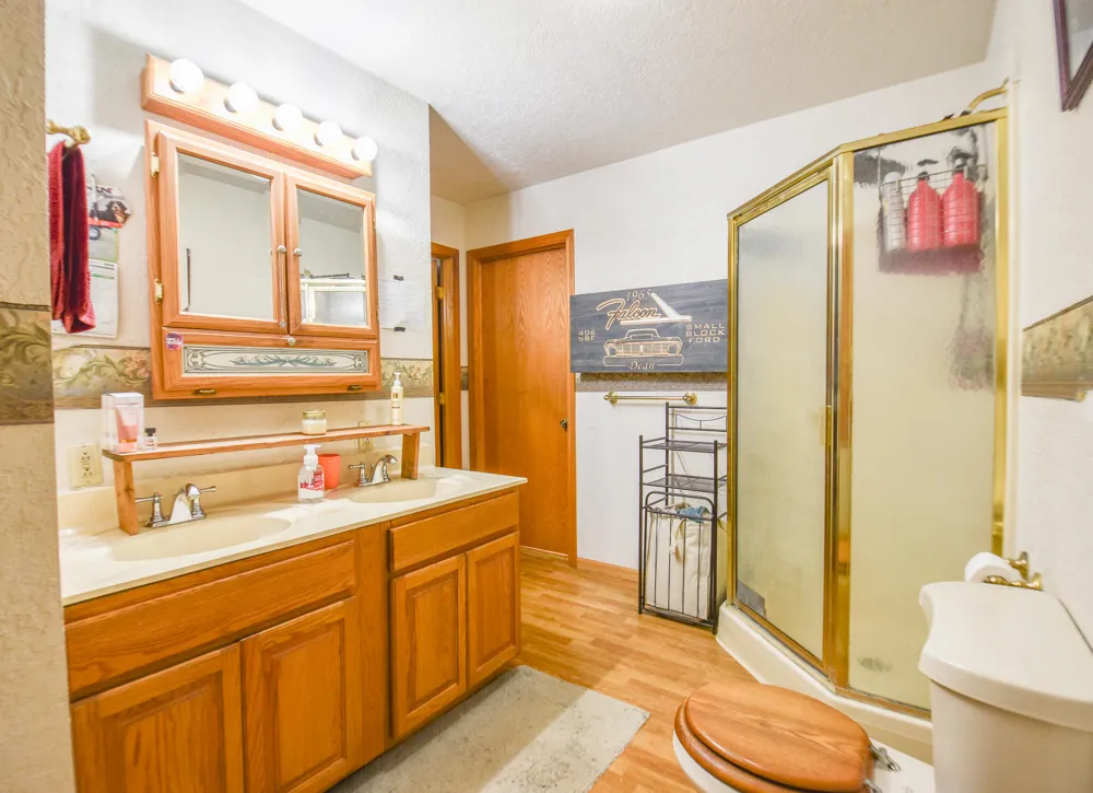 1085 Wolf Road Algansee Township, MI 49274