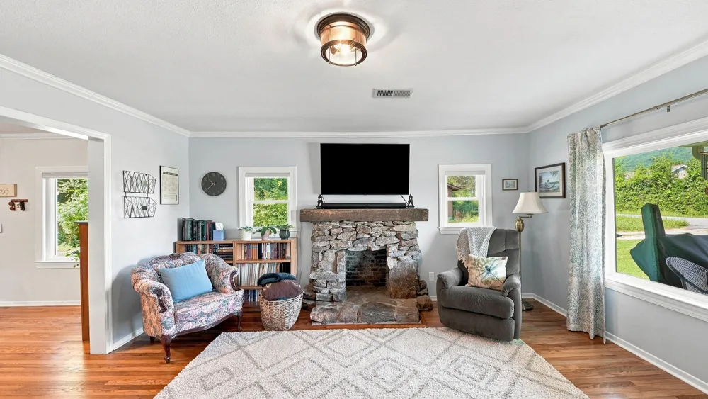 377 California Avenue Dayton, TN 37321