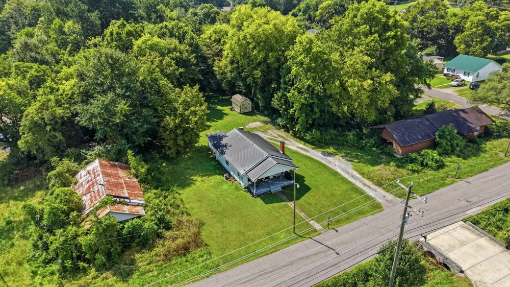377 California Avenue Dayton, TN 37321